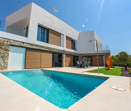  виллы площадью 685 кв.м.