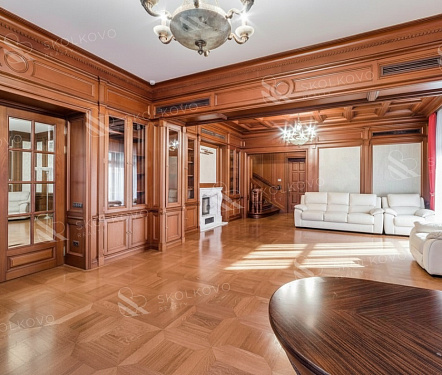 6-и комнатная квартира площадью 480 кв.м.