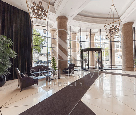 Дом на Смоленской Набережной