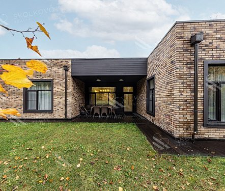 7-и комнатный дом площадью 328 кв.м.