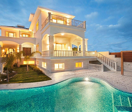  виллы площадью 655 кв.м.