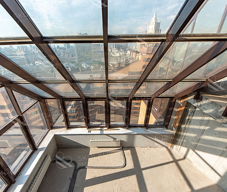 5-и комнатная квартира площадью 241,2 кв.м.