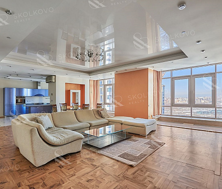 4-х комнатная квартира площадью 220 кв.м.