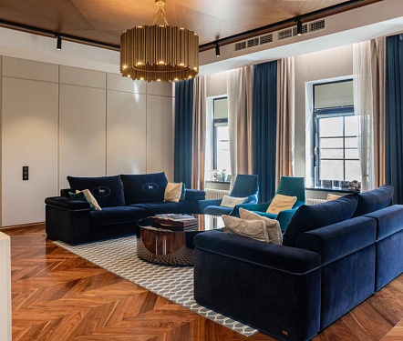 9-и комнатный дом площадью 750 кв.м.