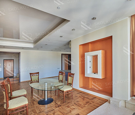 4-х комнатная квартира площадью 220 кв.м.