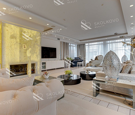 9-и комнатный дом площадью 561,5 кв.м.