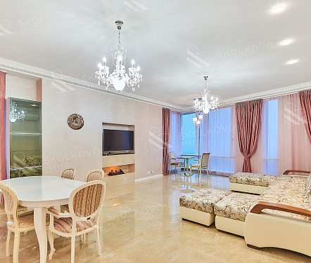 5-и комнатная квартира площадью 230 кв.м.