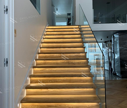 6-и комнатная квартира площадью 385 кв.м.