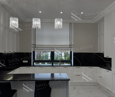 6-и комнатный дом площадью 250 кв.м.