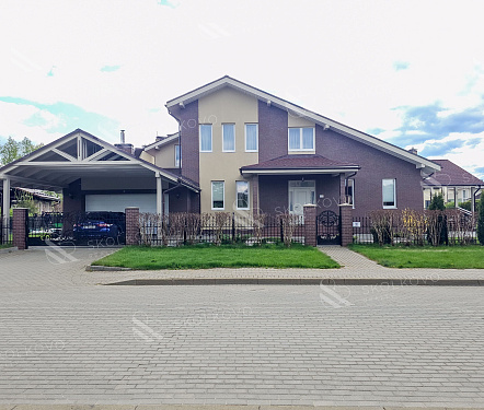 11-и комнатный дом площадью 480 кв.м.