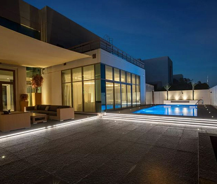  виллы площадью 685 кв.м.