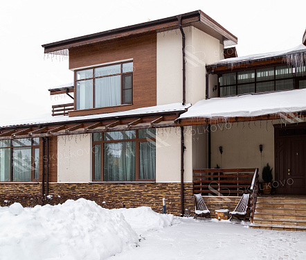 7-и комнатный дом площадью 737 кв.м.