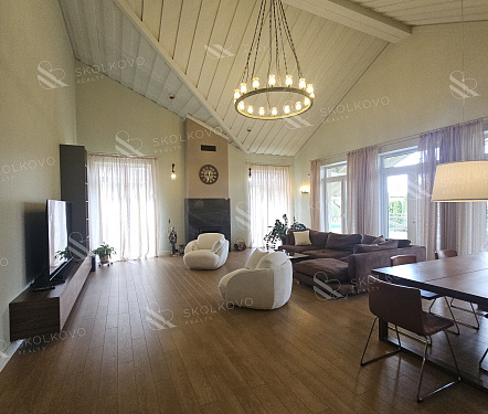 11-и комнатный дом площадью 480 кв.м.