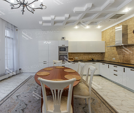 4-х комнатная квартира площадью 175 кв.м.