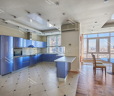 4-х комнатная квартира площадью 220 кв.м.