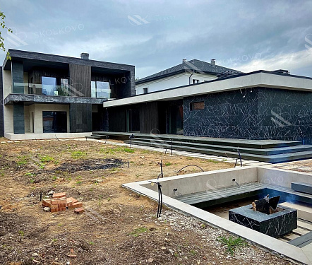 4-х комнатный дом площадью 468 кв.м.