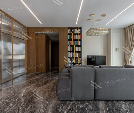 5-и комнатная квартира площадью 174 кв.м.