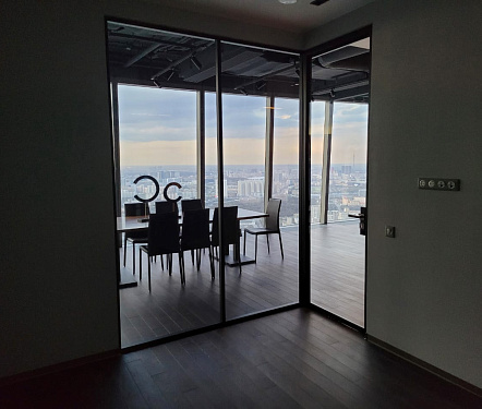  офис площадью 100 кв.м.