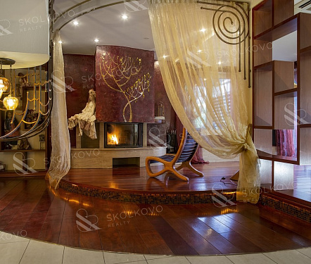 10-и комнатный дом площадью 350 кв.м.